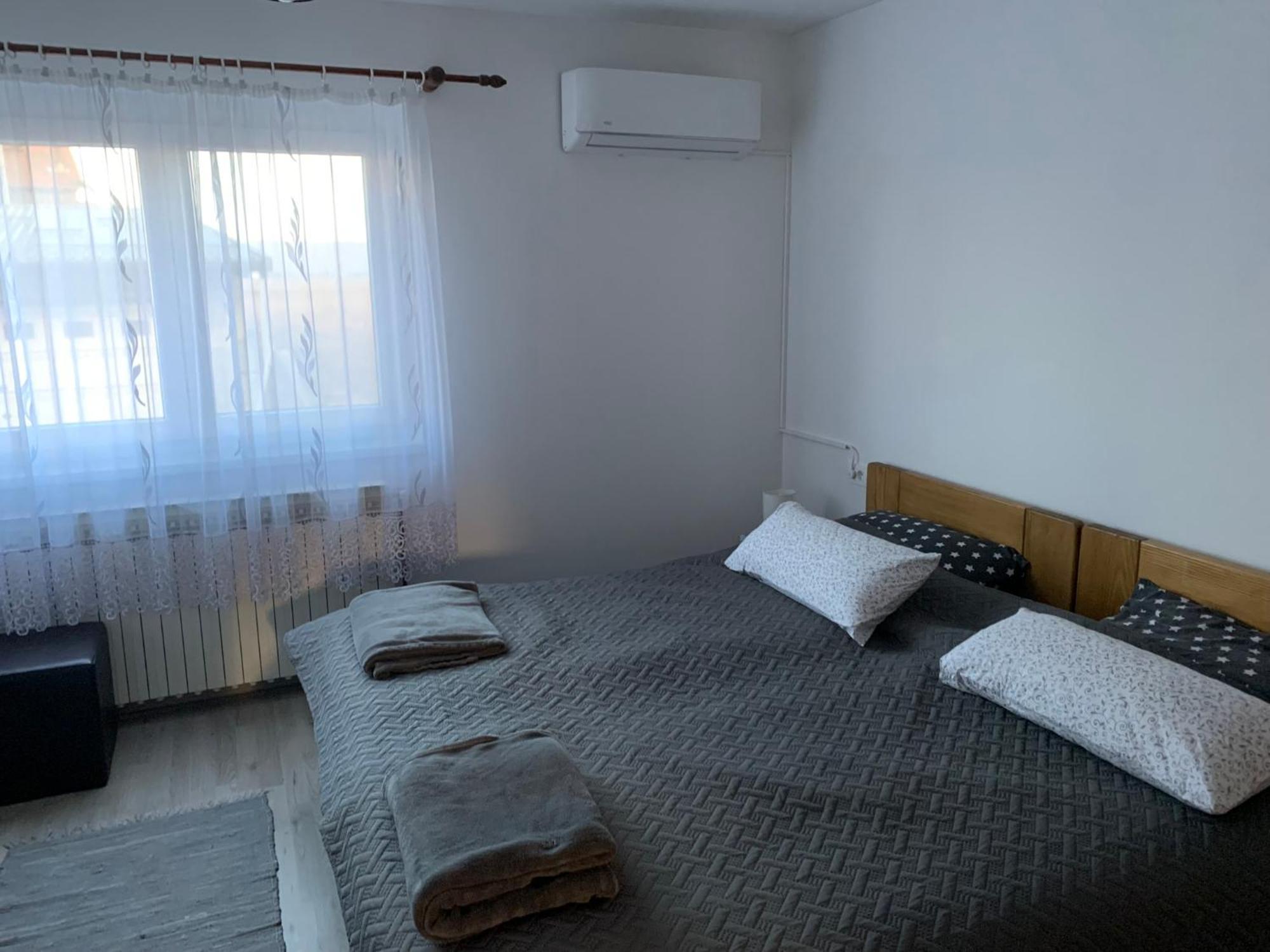 Kuca Za Odmor Blizanke Lägenhet Ogulin Exteriör bild